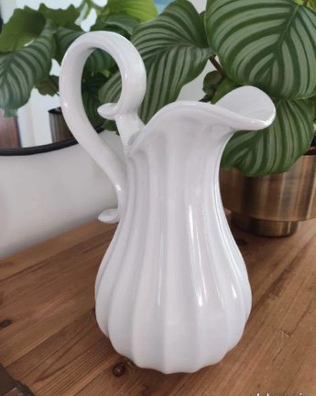 Carafe, Pichet ancien