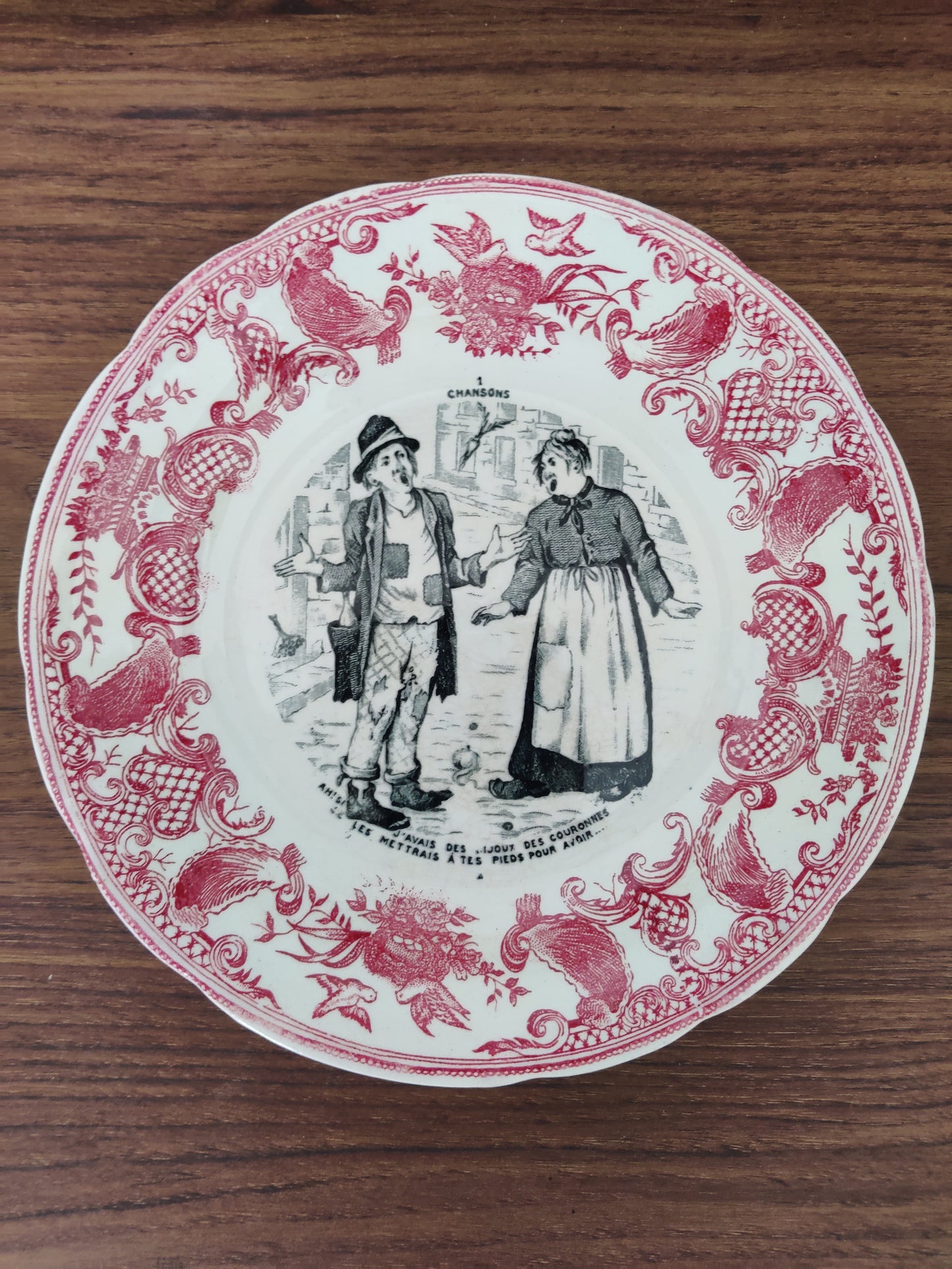 Assiettes en porcelaine de Gien