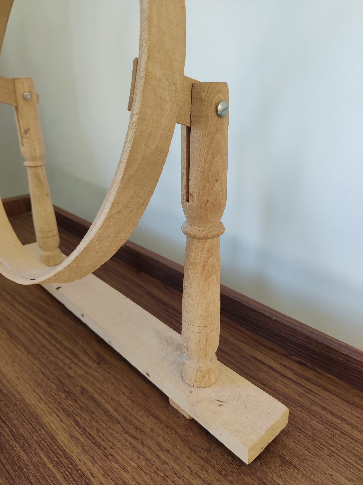 Métier à broder - Tambour à broder de table avec socle